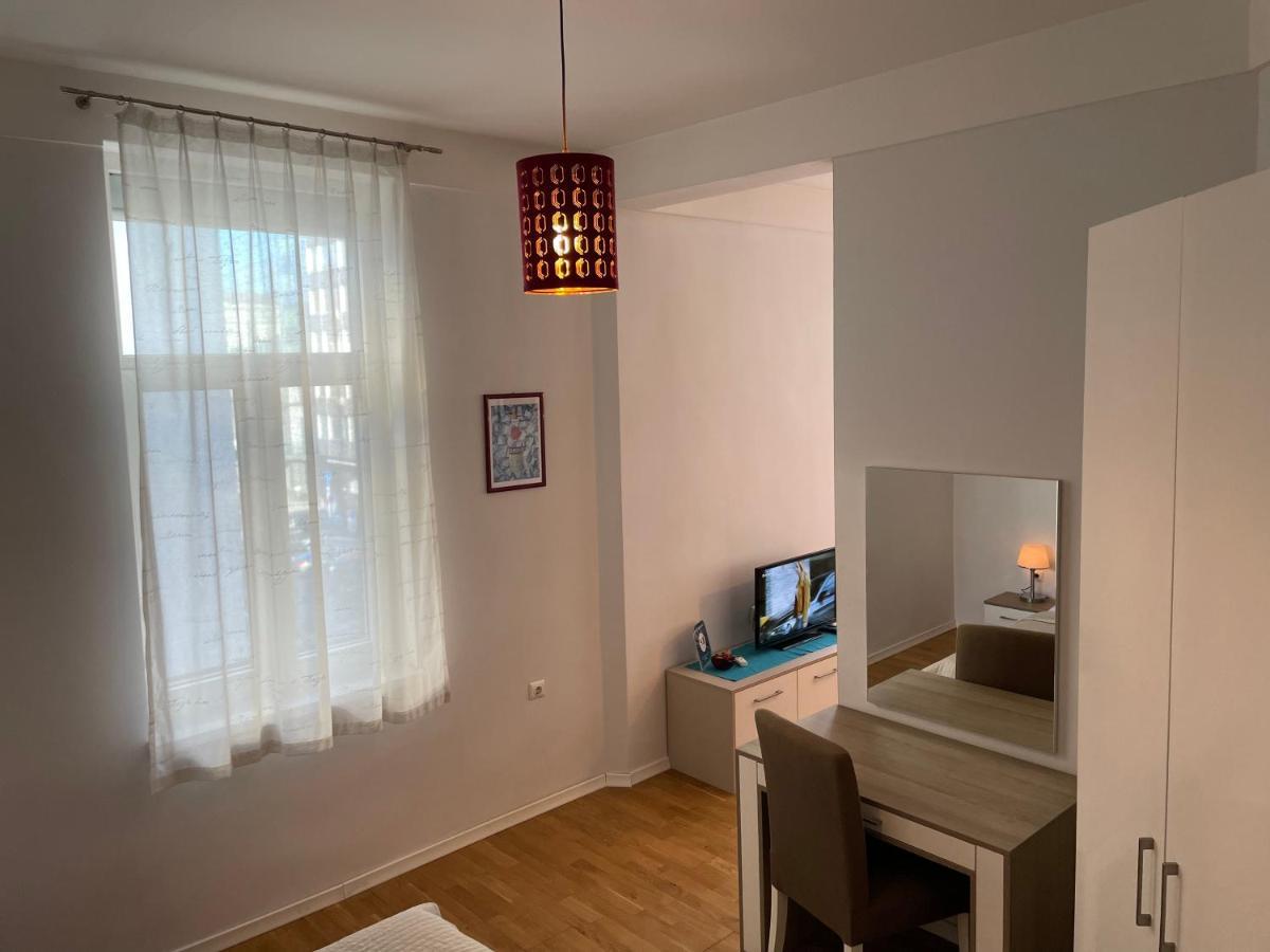 The Central Post Apartments Sofia Eksteriør bilde